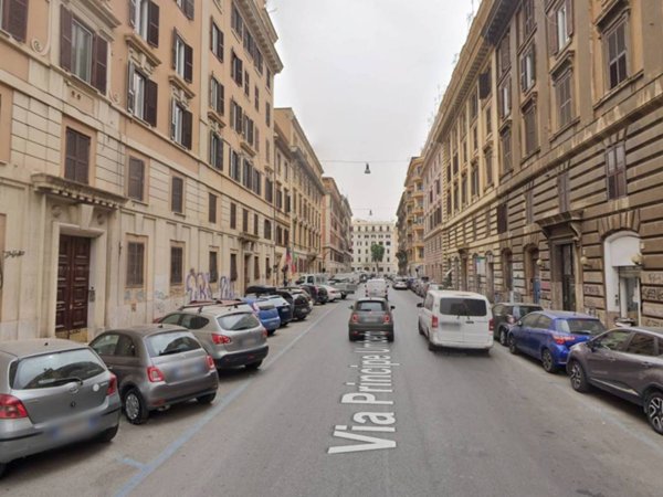 negozio in vendita a Roma in zona Esquilino