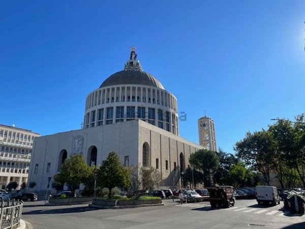 appartamento in vendita a Roma in zona Don Bosco