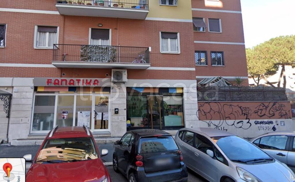 negozio in vendita a Roma in zona Prenestino-Centocelle