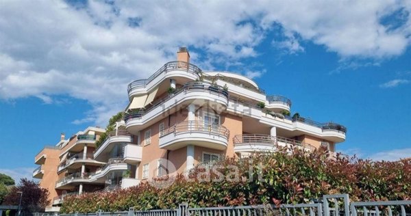 appartamento in vendita a Roma in zona Mezzocammino