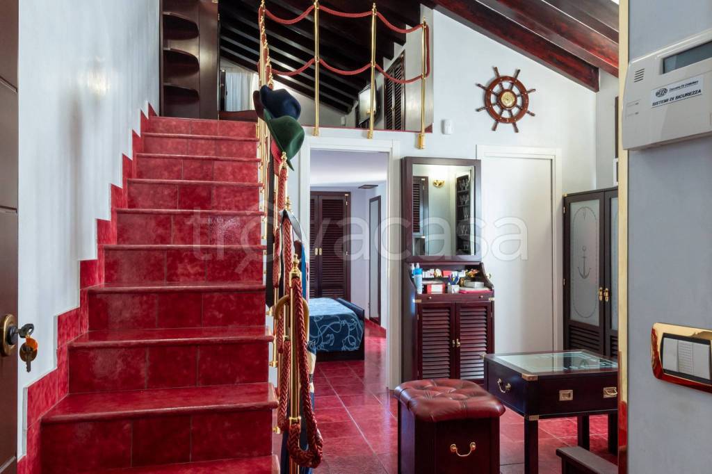 appartamento in vendita a Roma in zona Rione di Ponte