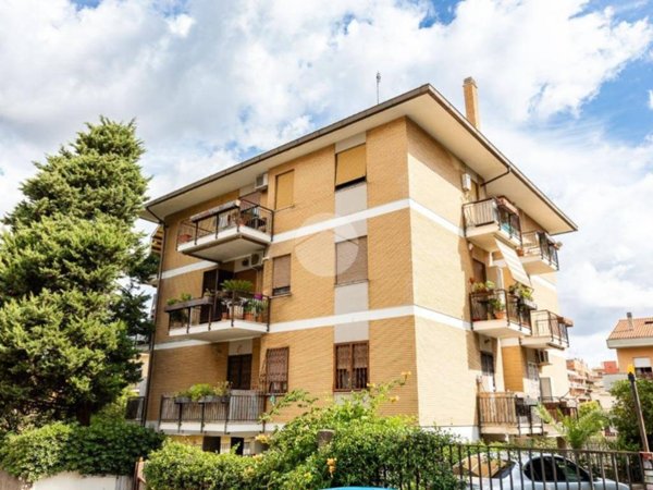 appartamento in vendita a Roma in zona Torrevecchia