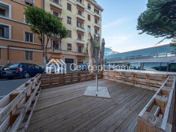 negozio in vendita a Roma in zona Rione Prati