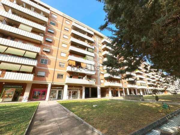 appartamento in vendita a Roma in zona Cinecittà