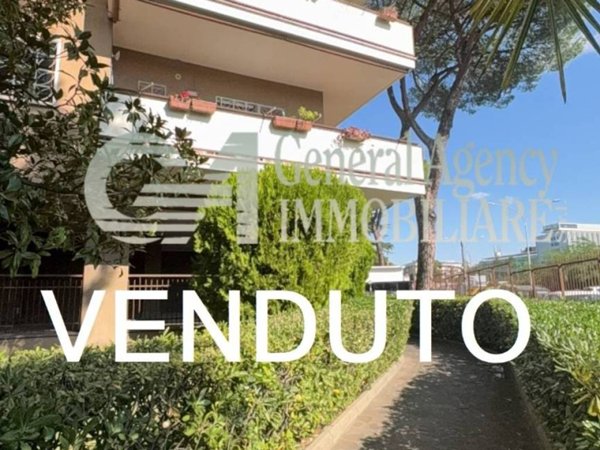 appartamento in vendita a Roma in zona Torrino