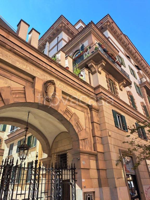 appartamento in vendita a Roma in zona Tuscolano