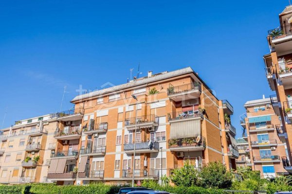 appartamento in vendita a Roma in zona Primavalle