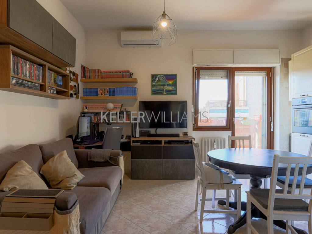 appartamento in vendita a Roma in zona Spinaceto