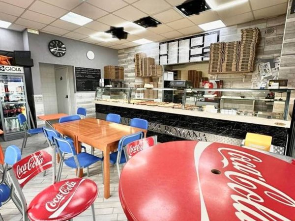 negozio in vendita a Roma in zona Trigoria