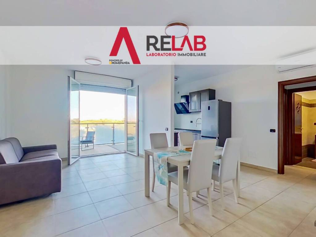 appartamento in vendita a Roma in zona Ostia