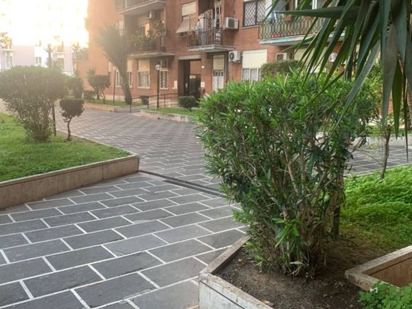 appartamento in vendita a Roma in zona Cinecittà