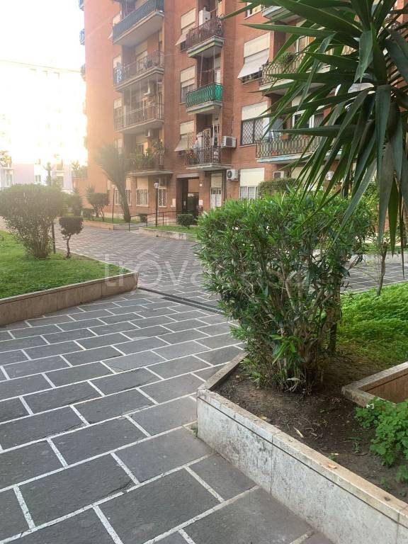 appartamento in vendita a Roma in zona Cinecittà