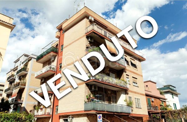 appartamento in vendita a Roma in zona Prenestino-Centocelle