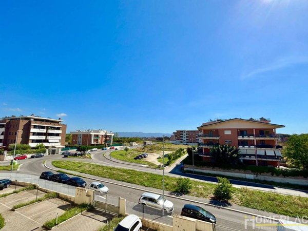 appartamento in vendita a Roma in zona Ponte di Nona