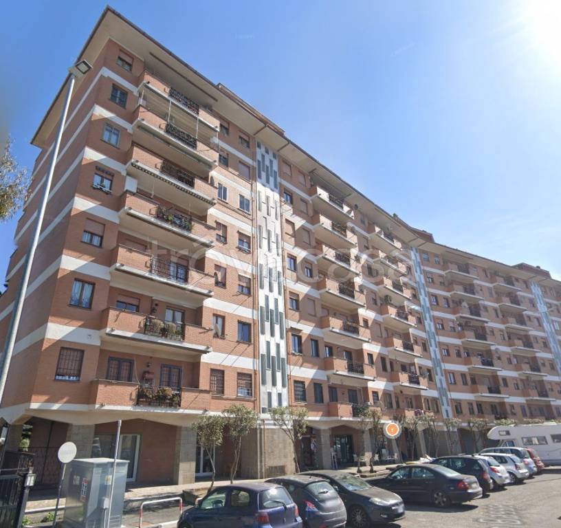 appartamento in vendita a Roma in zona Acilia