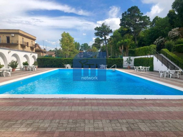 appartamento in vendita a Roma in zona Acilia