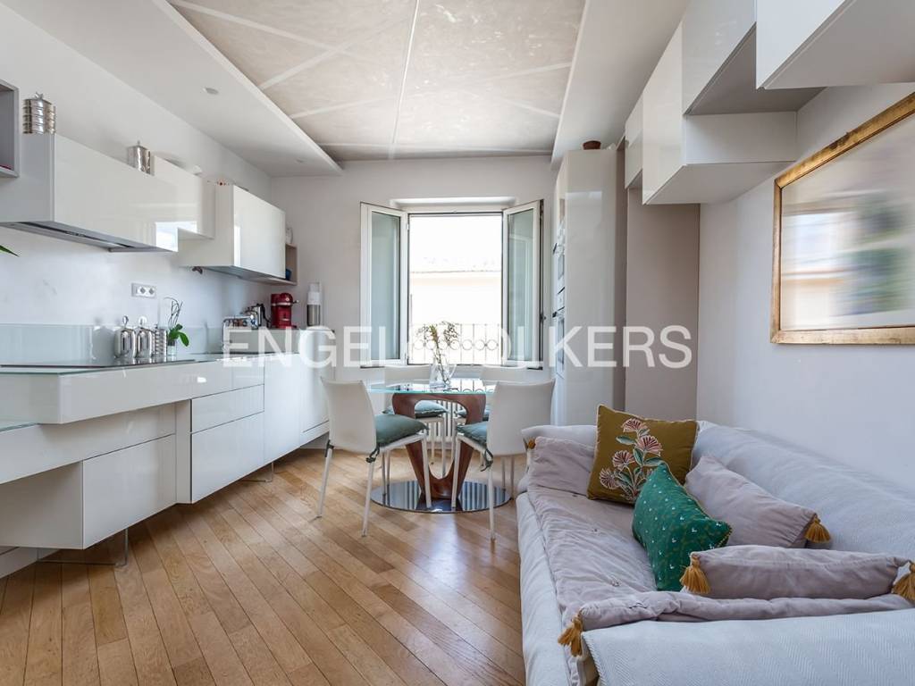 appartamento in vendita a Roma in zona Rione Borgo