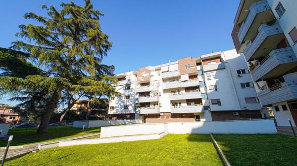 appartamento in vendita a Roma in zona Torrino