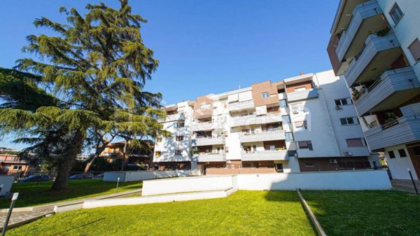 appartamento in vendita a Roma in zona Torrino