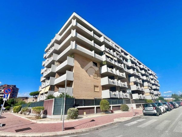 appartamento in vendita a Roma in zona Monte Sacro/Talenti