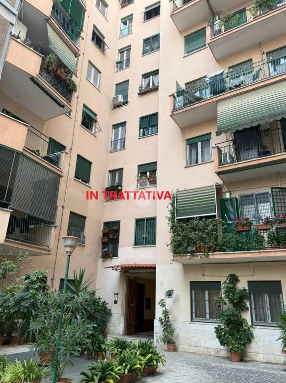 appartamento in vendita a Roma in zona Appio Latino