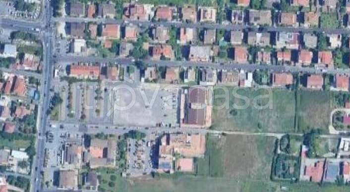 appartamento in vendita a Roma in zona Torrione Cerquetta