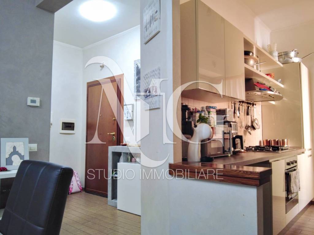 appartamento in vendita a Roma in zona Cinecittà