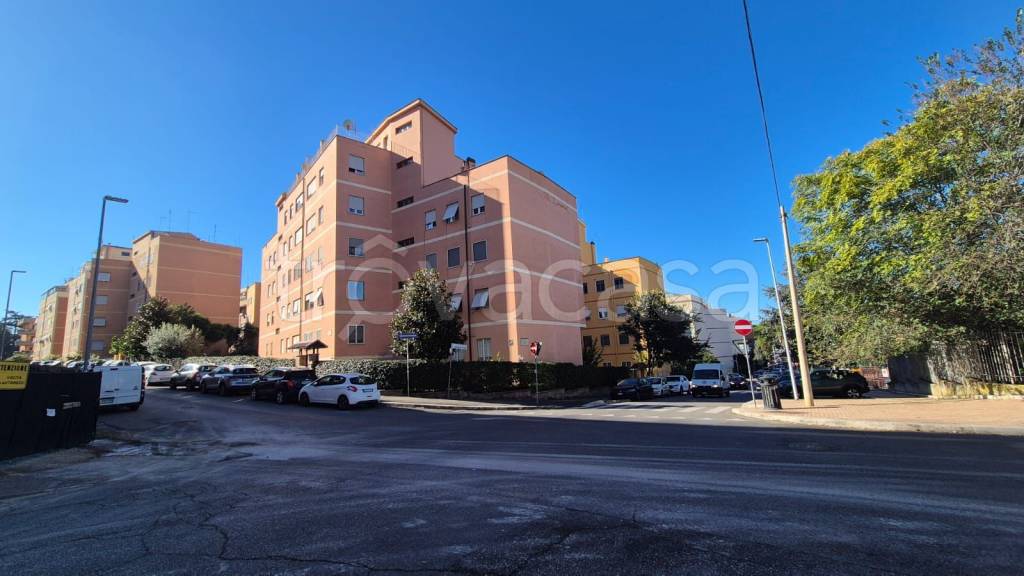 appartamento in vendita a Roma in zona Monte Sacro/Talenti