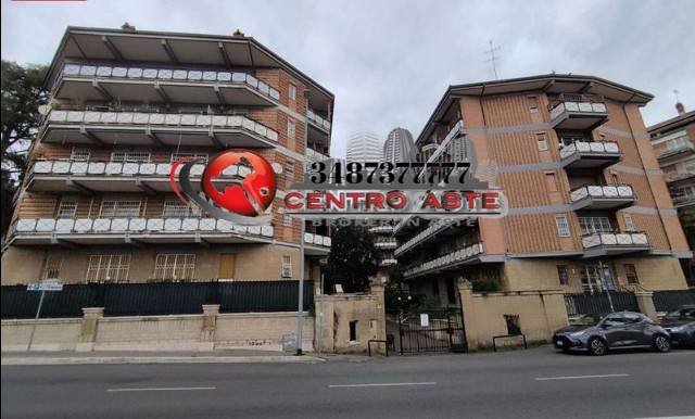 appartamento in vendita a Roma in zona Giuliano Dalmata