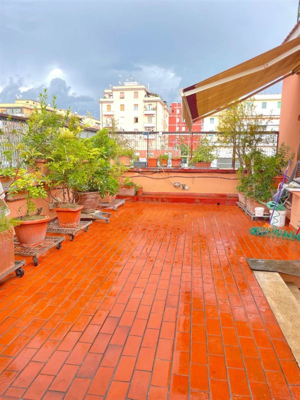 appartamento in vendita a Roma in zona Prenestino-Centocelle