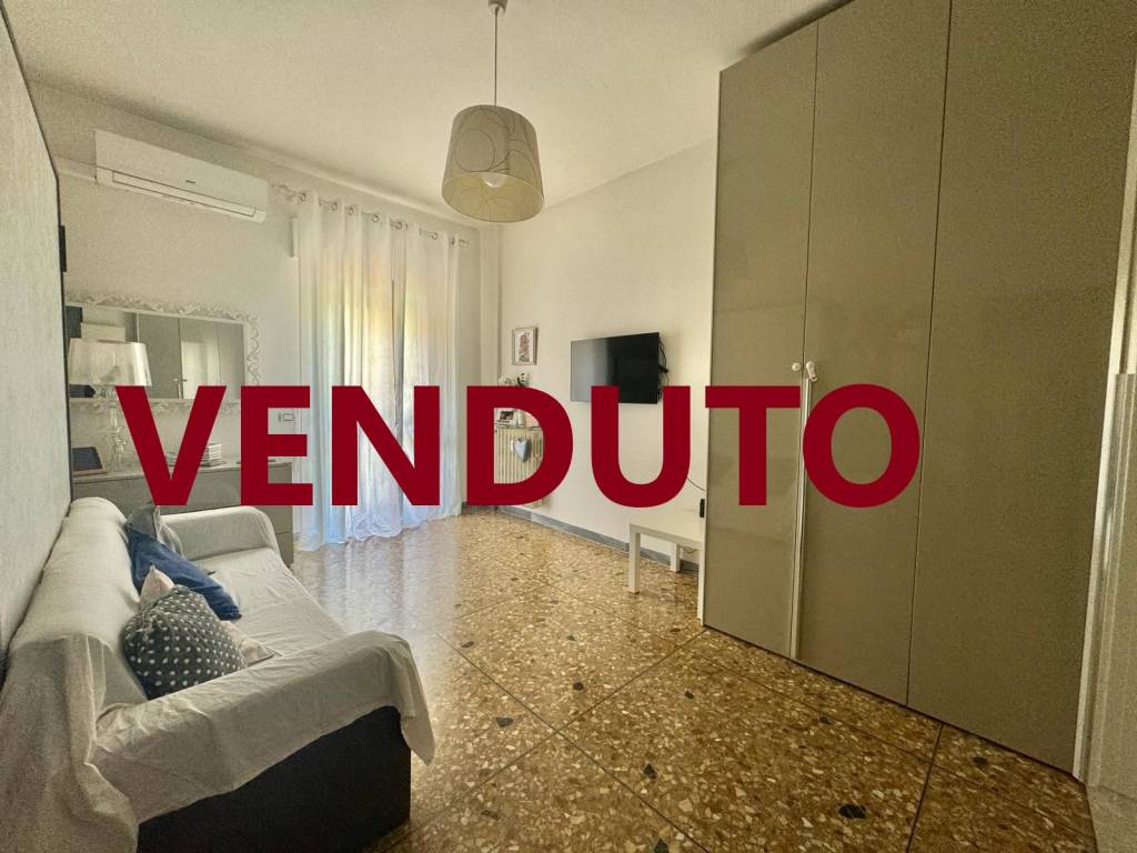 appartamento in vendita a Roma in zona Appio Claudio