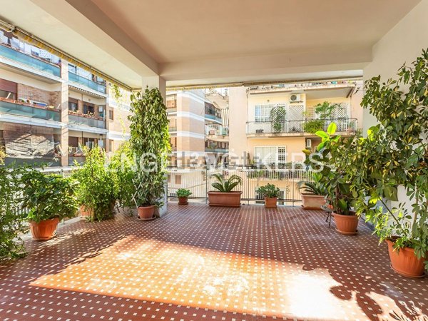 appartamento in vendita a Roma in zona Ardeatino
