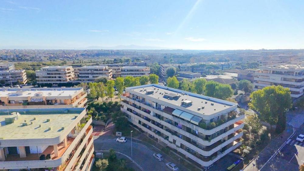 appartamento in vendita a Roma in zona Ostiense