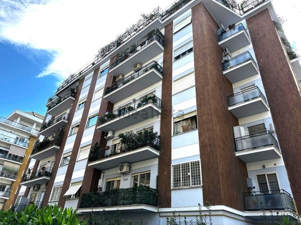 appartamento in vendita a Roma in zona Monte Sacro/Talenti