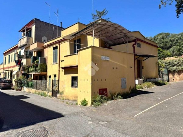 appartamento in vendita a Roma in zona Portuense