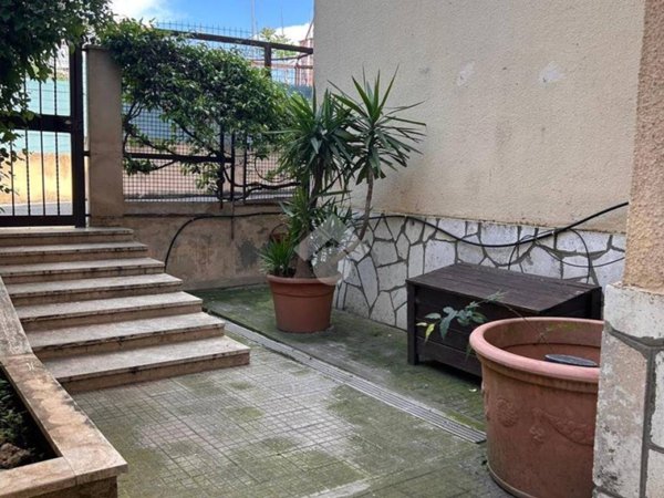 appartamento in vendita a Roma in zona Tuscolano