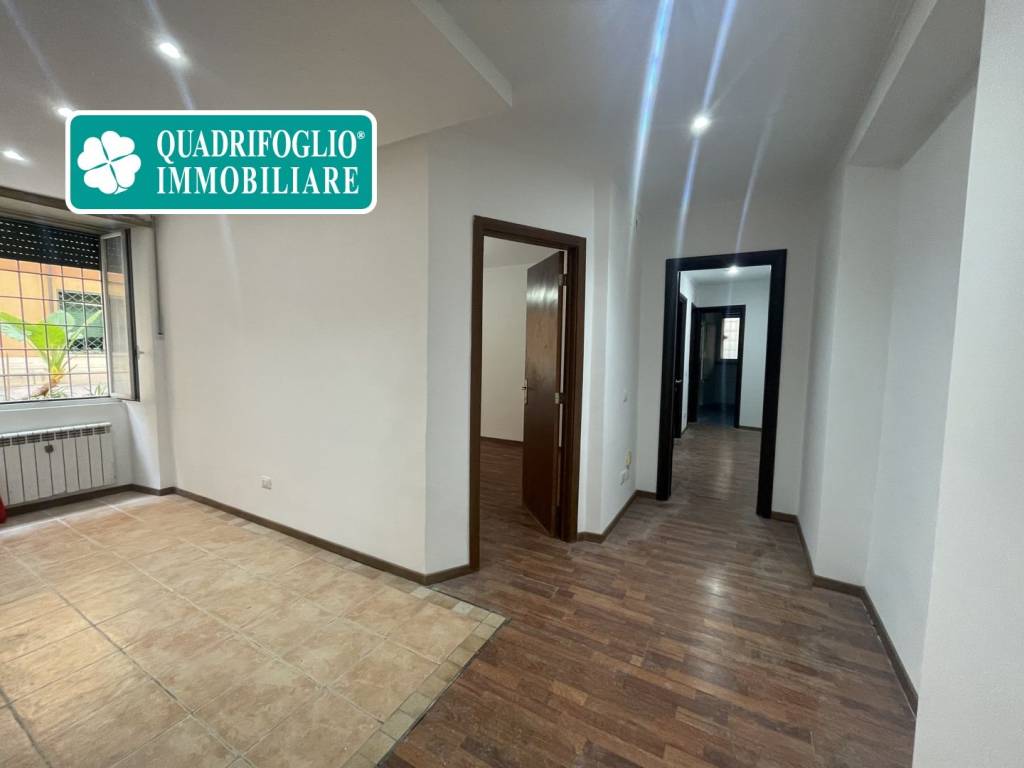 appartamento in vendita a Roma in zona Prenestino-Labicano