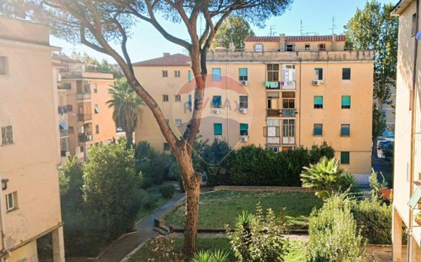 appartamento in vendita a Roma in zona Acilia