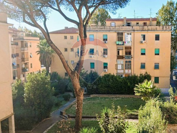 appartamento in vendita a Roma in zona Acilia
