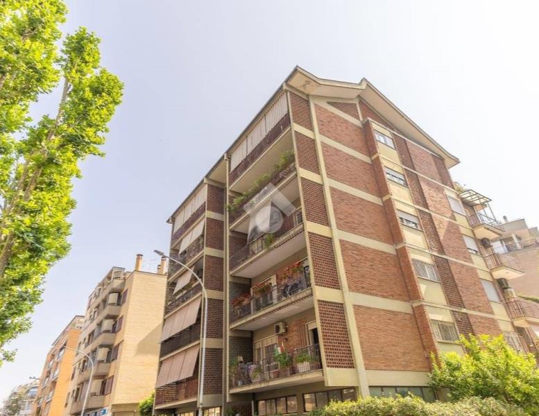 appartamento in vendita a Roma in zona Monte Sacro/Talenti