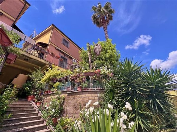 casa indipendente in vendita a Roma in zona Primavalle