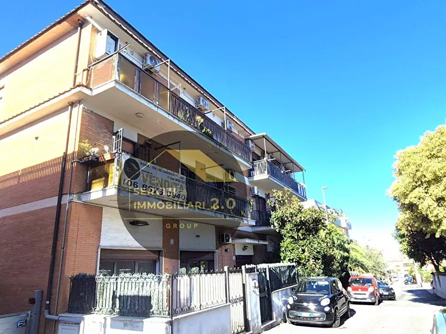 appartamento in vendita a Roma in zona Tor Bella Monaca