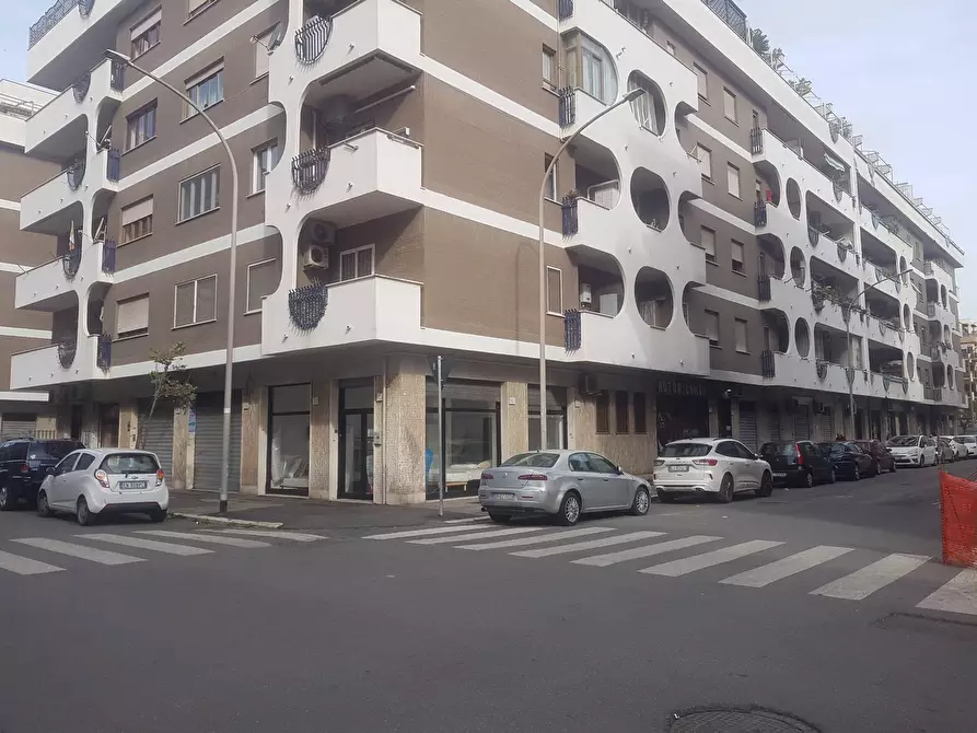 negozio in vendita a Roma in zona Ostia