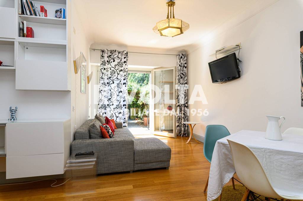 appartamento in vendita a Roma in zona Della Vittoria