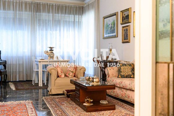 appartamento in vendita a Roma in zona Tor di Quinto