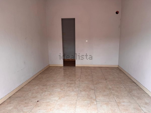 locale commerciale in vendita a Roma in zona Nomentano