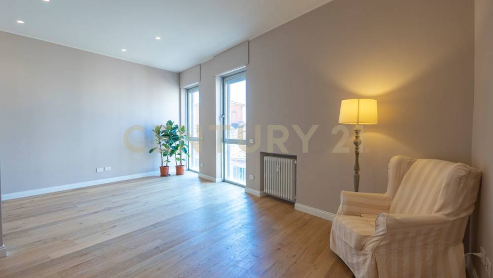 appartamento in vendita a Roma in zona Rione Monti/Campitelli