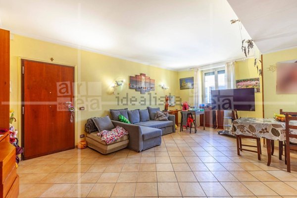 appartamento in vendita a Roma in zona Ostiense