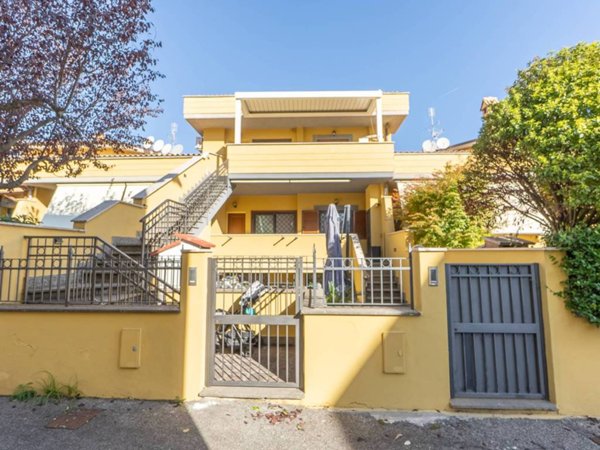 casa indipendente in vendita a Roma in zona Tor Vergata/Torrenova