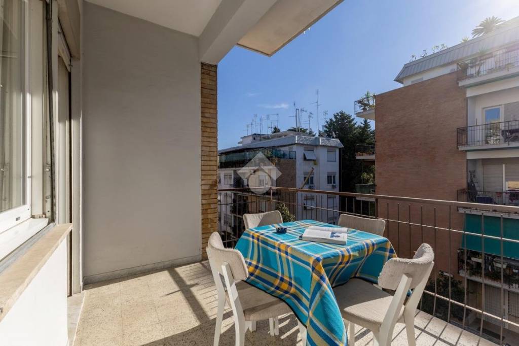appartamento in vendita a Roma in zona Gianicolense